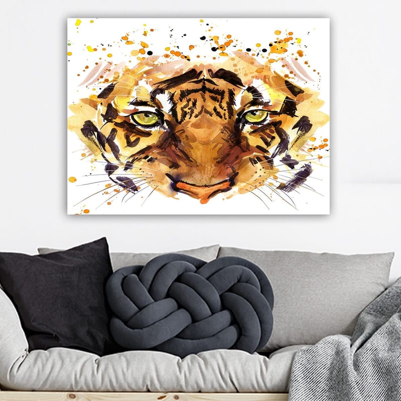 Lærred 70x100 cm - Majestætisk tiger med intense øjne og kraftfulde ansigtstræk - Orange / Brun / Guldfarvet - Boligtilbehør - Billeder & kunst - Billeder på lærred