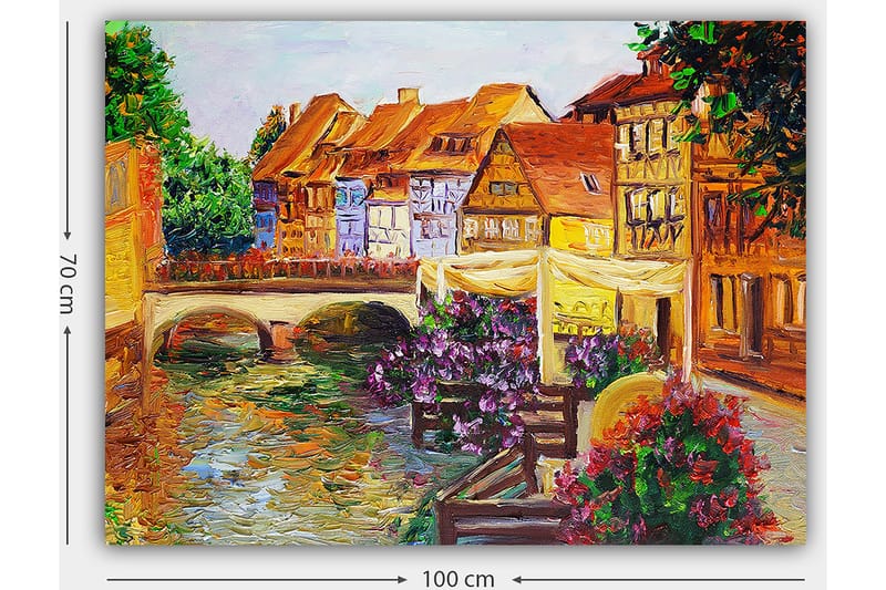 Lærred 70x100 cm - Malerisk kanal med farverige huse og blomster, der pryder kanten - Grøn / Lilla / Orange - Boligtilbehør - Billeder & kunst - Billeder på lærred