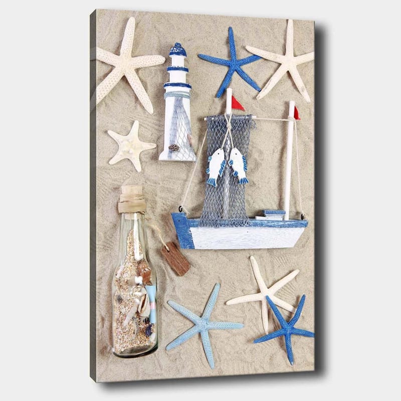 Lærred 70x100 cm - Maritim komposition med en båd, et fyrtårn og en søstjerne - Blå / Hvid / Beige - Boligtilbehør - Billeder & kunst - Billeder på lærred