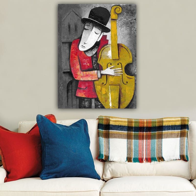 Lærred 70x100 cm - Musiker omfavner sin kontrabas i en stiliseret og farverig komposition - Rød / Gul / Sort - Boligtilbehør - Billeder & kunst - Billeder på lærred