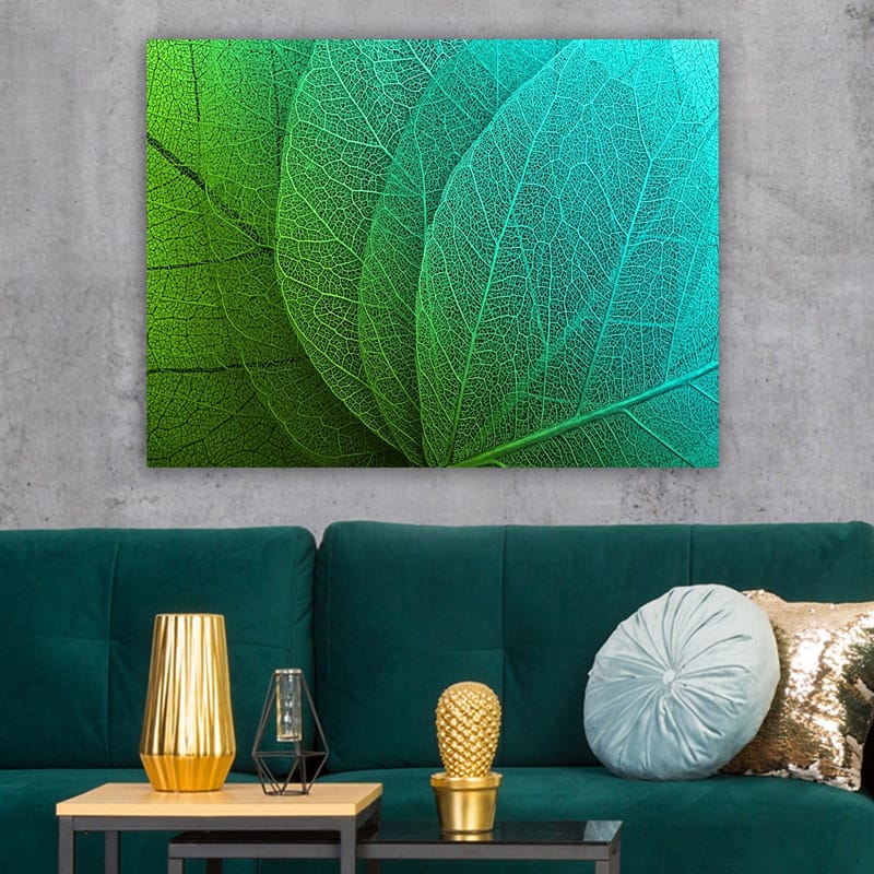 Lærred 70x100 cm - Nærbillede af grønne og turkise blade med detaljeret åremønster - Grøn / Turkis - Boligtilbehør - Billeder & kunst - Billeder på lærred