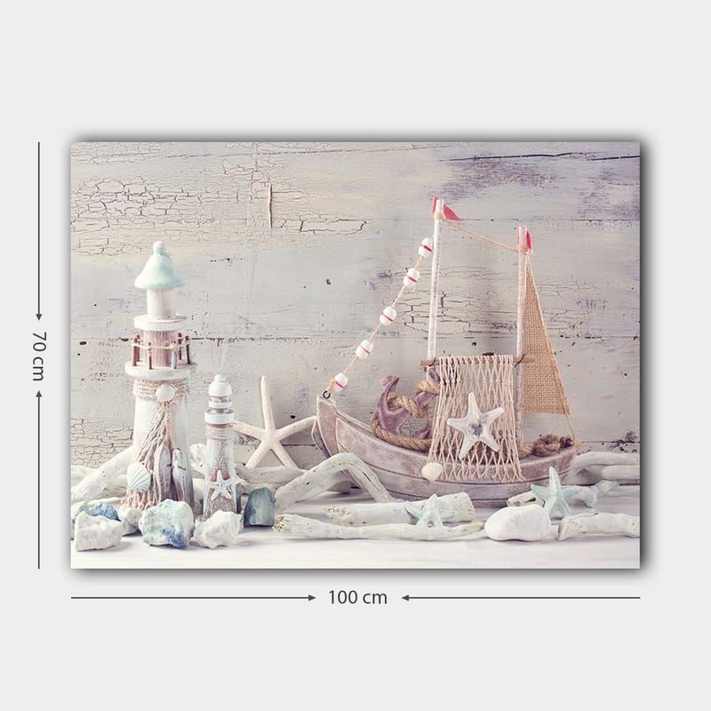 Lærred 70x100 cm - Nautisk komposition med en båd, søstjerner og lanterner i maritim stil - Blå / Hvid / Beige - Boligtilbehør - Billeder & kunst - Billeder på lærred