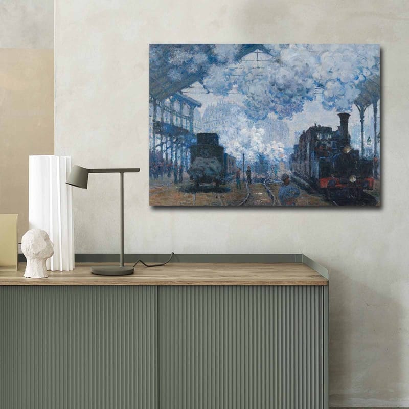Lærred 70x100 cm - Nostalgisk skildring af en togstation med damplokomotiver og mennesker i bevægelse - Blå / Grå / Brun - Boligtilbehør - Billeder & kunst - Billeder på lærred