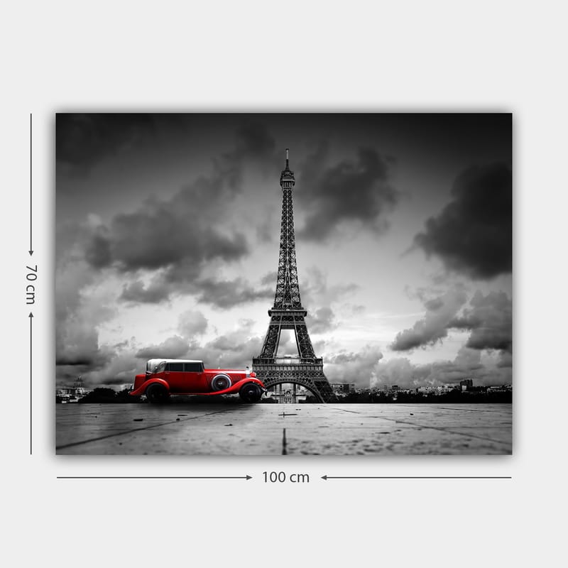 Lærred 70x100 cm - Rød veteranbil foran Eiffeltårnet i et sort-hvidt bymiljø - Rød / Sort / Hvid - Boligtilbehør - Billeder & kunst - Billeder på lærred