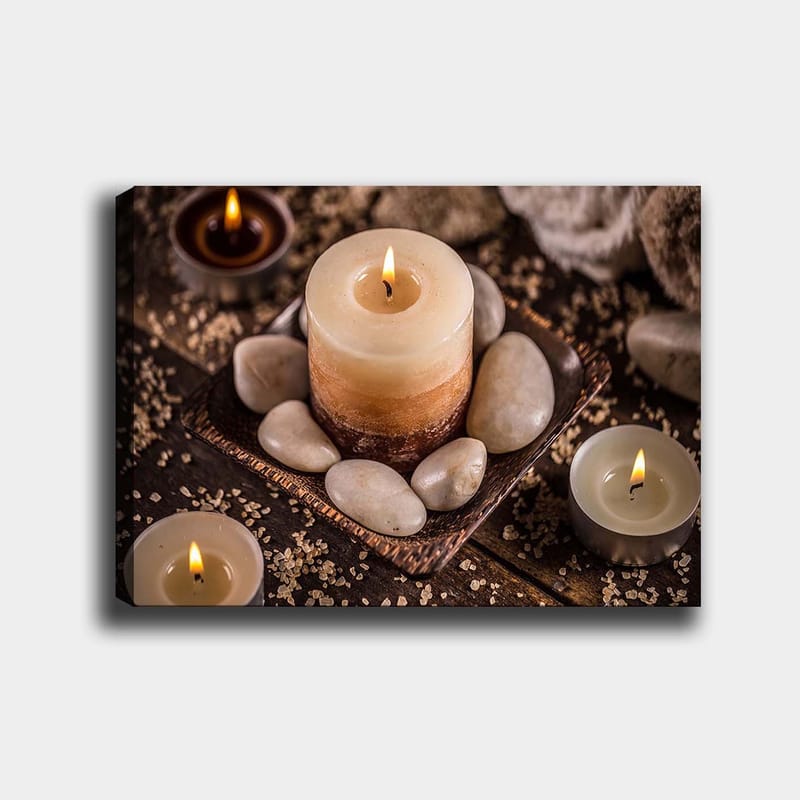 Lærred 70x100 cm - Rolig og afslappende komposition med stearinlys og sten i et harmonisk miljø, Beige / Brun / Grå