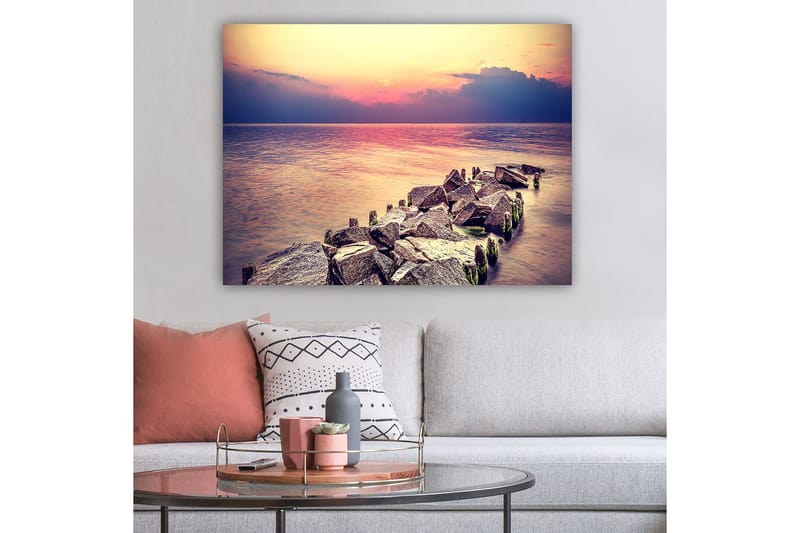 Lærred 70x100 cm - Rolig udsigt over en klippefyldt kystlinje ved solnedgang - Grå / Lyseblå / Pink - Boligtilbehør - Billeder & kunst - Billeder på lærred