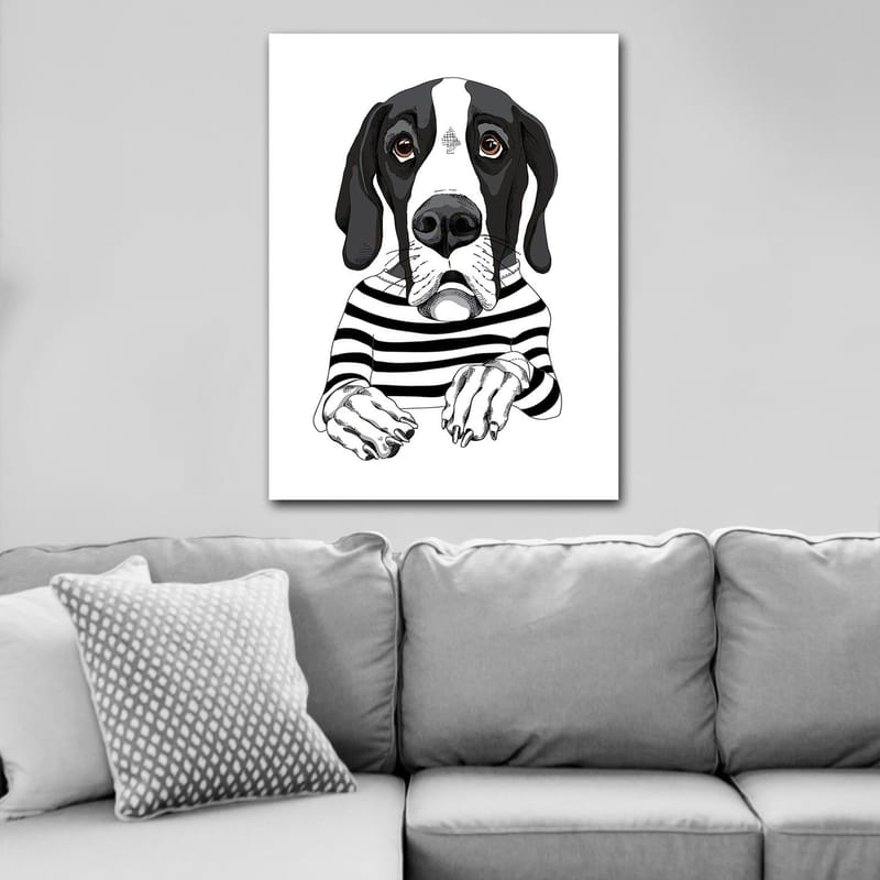 Lærred 70x100 cm - Sød hund i en stribet sweater der ser nysgerrig ud - Sort / Hvid / Brun - Boligtilbehør - Billeder & kunst - Billeder på lærred