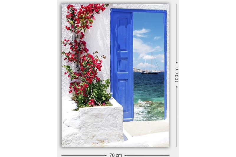 Lærred 70x100 cm - Smuk blå dør omgivet af blomster i rødt, der fører ud til en havudsigt - Blå / Rød / Grøn - Boligtilbehør - Billeder & kunst - Billeder på lærred