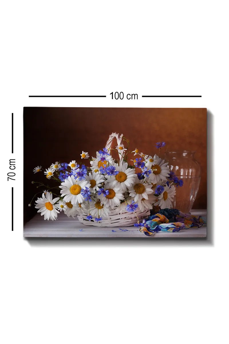 Lærred 70x100 cm - Smuk buket af margueritter og kornblomster i en kurv - Hvid / Blå / Gul - Boligtilbehør - Billeder & kunst - Billeder på lærred