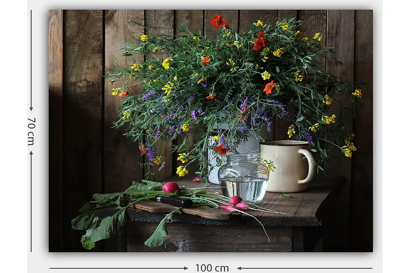 Lærred 70x100 cm - Smuk buket farverige blomster i en glasvase på et træbord - Grøn / Gul / Rød - Boligtilbehør - Billeder & kunst - Billeder på lærred