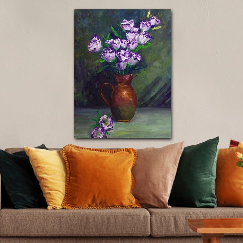 Lærred 70x100 cm - Smuk buket lilla blomster i en brun potte - Lilla / Grøn / Brun - Boligtilbehør - Billeder & kunst - Billeder på lærred