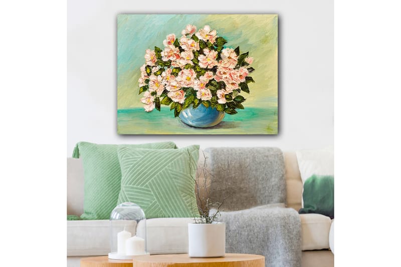 Lærred 70x100 cm - Smuk buket lyserøde blomster i en blå vase - Lyserød / Grøn / Blå - Boligtilbehør - Billeder & kunst - Billeder på lærred