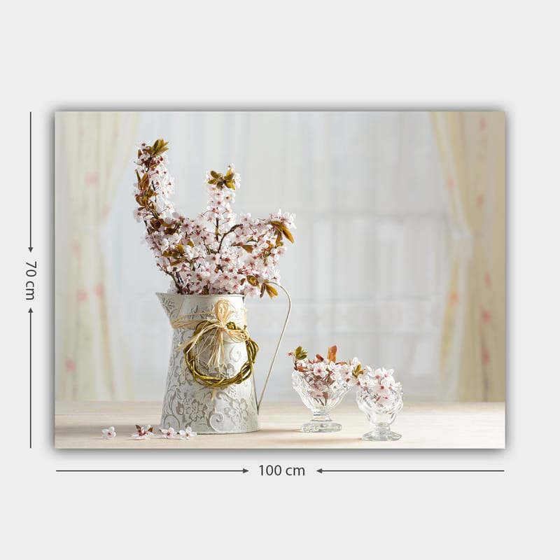 Lærred 70x100 cm - Smuk buket lyserøde blomster i en dekorativ kande - Lyserød / Grøn / Hvid - Boligtilbehør - Billeder & kunst - Billeder på lærred