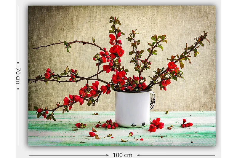 Lærred 70x100 cm - Smuk buket røde blomster i en hvid kop - Rød / Grøn / Hvid - Boligtilbehør - Billeder & kunst - Billeder på lærred