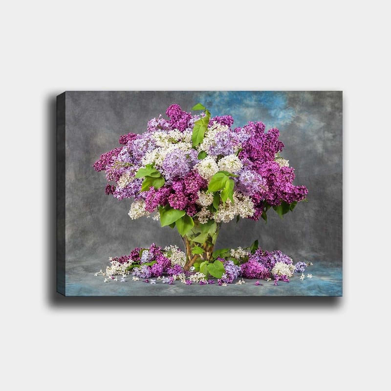Lærred 70x100 cm - Smuk buket syrener i forskellige nuancer af lilla og hvid, Lilla / Hvid / Grøn