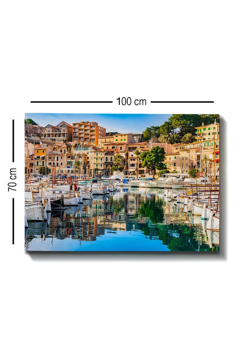 Lærred 70x100 cm - Smuk havn med sejlbåde og farverige huse ved vandet - Blå / Grøn / Orange - Boligtilbehør - Billeder & kunst - Billeder på lærred