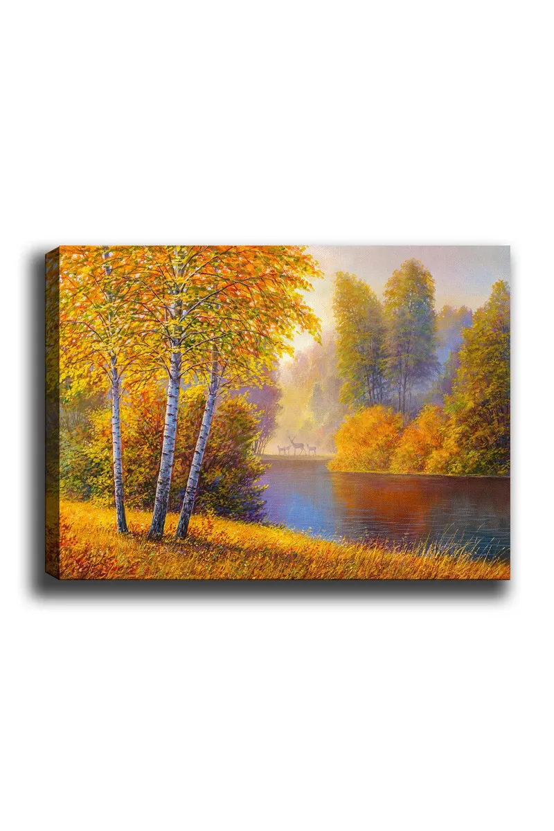 Lærred 70x100 cm - Smukt efterårslandskab med birketræer ved en stille sø, Gyldenorange / Grøn / Blå