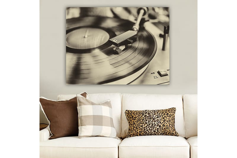 Lærred 70x100 cm - Stilfuldt billede af en pladespiller med en roterende vinylplade - Sort / Grå - Boligtilbehør - Billeder & kunst - Billeder på lærred