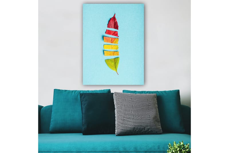 Lærred 70x100 cm - Stiliseret fjer skabt af farverige efterårsblade - Rød / Gul / Grøn - Boligtilbehør - Billeder & kunst - Billeder på lærred
