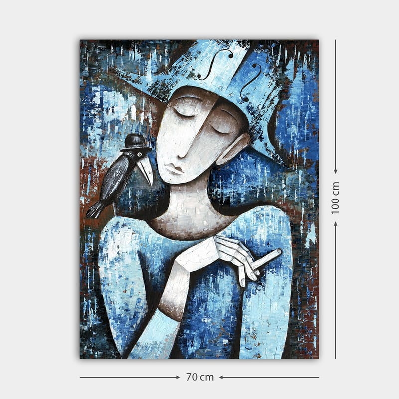 Lærred 70x100 cm - Stiliseret kvinde med en sort fugl på skulderen, klædt i blåt og hvidt - Blå / Hvid / Sort - Boligtilbehør - Billeder & kunst - Billeder på lærred