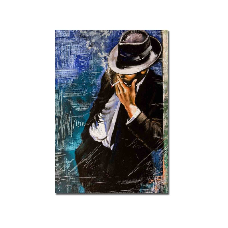 Lærred 70x100 cm - Stiliseret mand i jakkesæt, der ryger en cigaret, med en mystisk og nostalgisk atmosfære - Mørkeblå / Sort / Hvid - Boligtilbehør - Billeder & kunst - Billeder på lærred