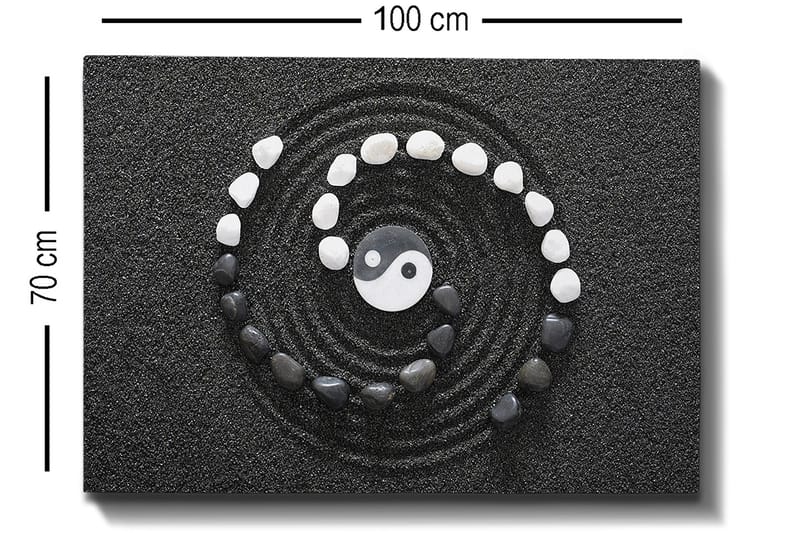 Lærred 70x100 cm - Stiliseret yin-yang-symbol omgivet af sorte og hvide sten i en spiralformet komposition - Sort / Hvid - Boligtilbehør - Billeder & kunst - Billeder på lærred