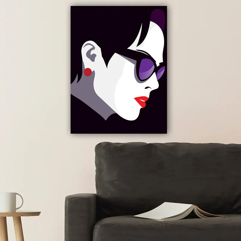 Lærred 70x100 cm - Stiliseret profil af en kvinde med solbriller og rød læbestift - Sort / Hvid / Lilla - Boligtilbehør - Billeder & kunst - Billeder på lærred