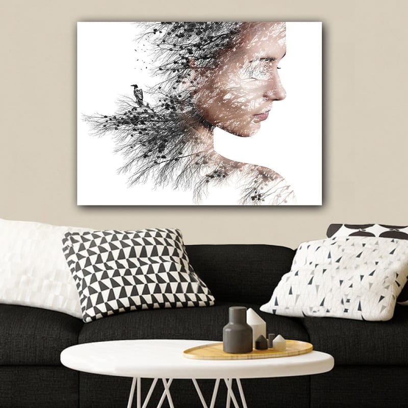 Lærred 70x100 cm - Stiliseret portræt af en kvinde med træer og fugle som en del af hendes silhuet - Sort / Grå / Brun - Boligtilbehør - Billeder & kunst - Billeder på lærred