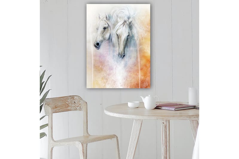 Lærred 70x100 cm - To elegante heste i en blød og drømmeagtig komposition - Hvid / Lysegrå / Orange - Boligtilbehør - Billeder & kunst - Billeder på lærred