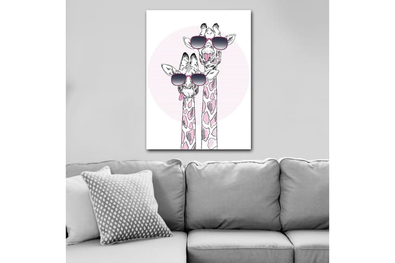 Lærred 70x100 cm - To giraffer med solbriller, der viser en legende og moderne stil - Lyserød / Sort / Hvid - Boligtilbehør - Billeder & kunst - Billeder på lærred
