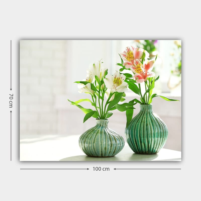 Lærred 70x100 cm - To vaser med blomster i et lyst og friskt miljø - Grøn / Hvid / Lyserød - Boligtilbehør - Billeder & kunst - Billeder på lærred