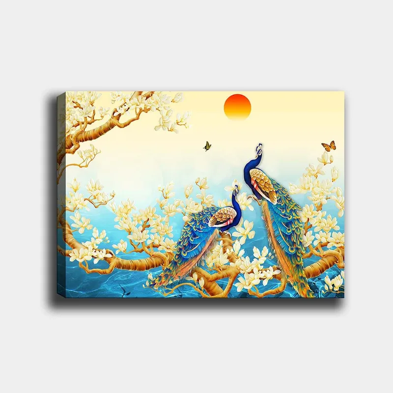 Lærred 70x100 cm - To påfugle stående på en gren omgivet af blomster og vand, Blå / Guld / Hvid