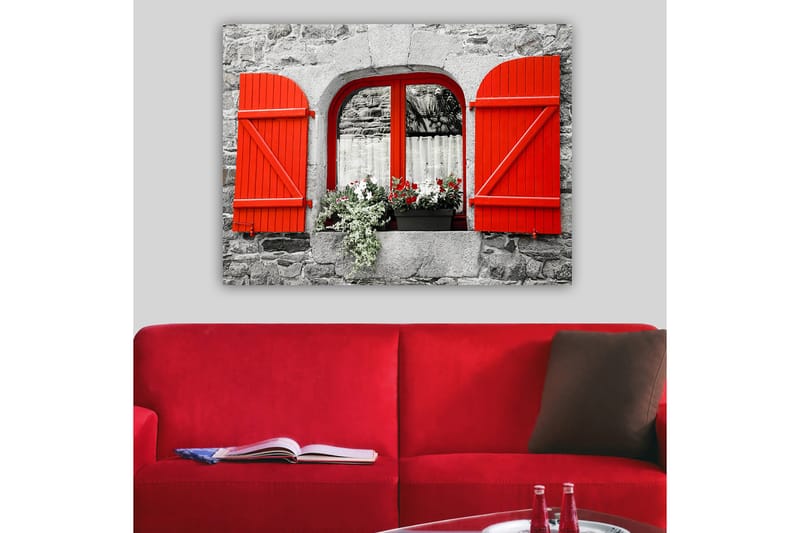 Lærred 70x100 cm - Vindue med røde skodder og blomster i en grå stenmur, Rød / Grå