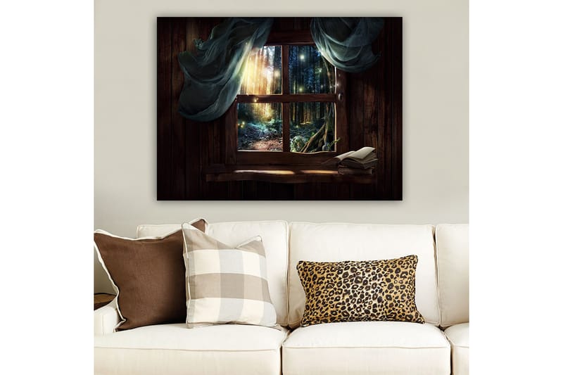 Lærred 70x100 cm - Vindueudsigt over en mystisk skov med lysstråler, der siver gennem træerne - Mørkegrøn / Brun / Lyseblå - Boligtilbehør - Billeder & kunst - Billeder på lærred