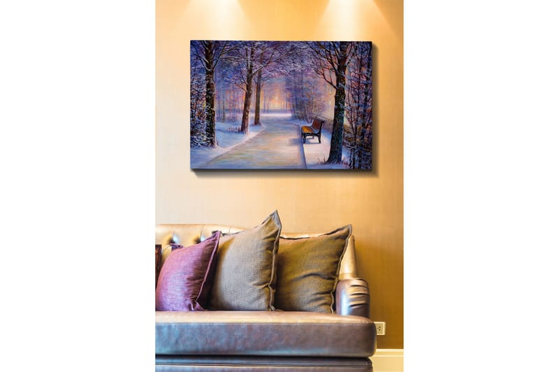 Lærred 70x100 cm - Vintervandring med snedækkede træer og en ensom bænk langs en sti, Blå / Hvid / Grå