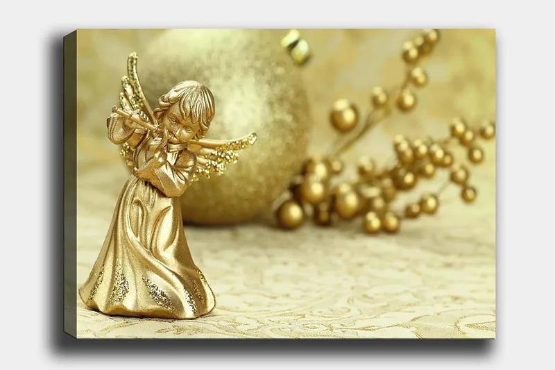 Lærredsbillede 70x100 cm - Gylden engel spiller fløjte, omgivet af dekorative elementer, Guld / Beige