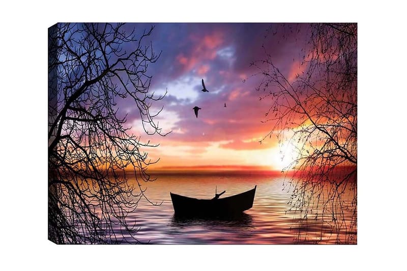 Lærredsbillede - Atmosfærisk solnedgang over en rolig sø med en båd i fokus, Lilla / Orange / Sort