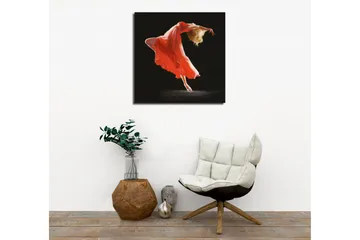 Lærredsbillede - Dansende figur i en rød kjole - Rød / Beige / Sort - Boligtilbehør - Billeder & kunst - Billeder på lærred
