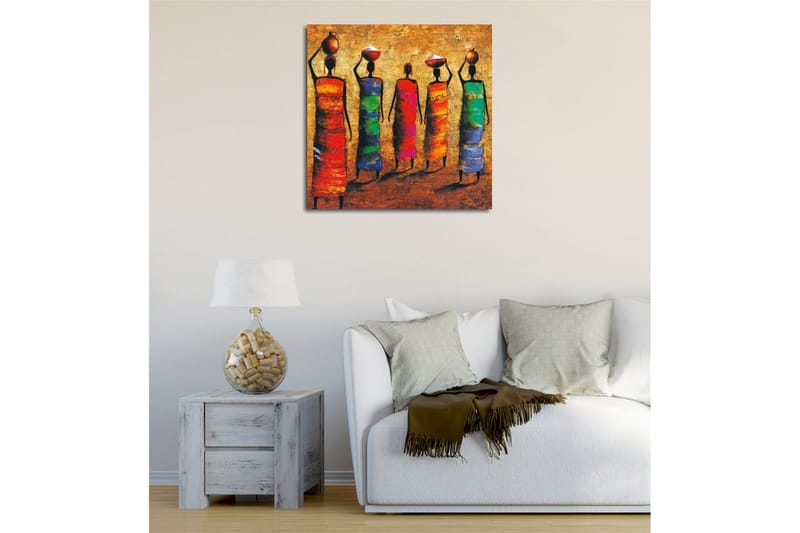 Lærredsbillede - Fem kvinder i farverige kjoler, der bærer potter på hovedet - Rød / Grøn / Blå - Boligtilbehør - Billeder & kunst - Billeder på lærred