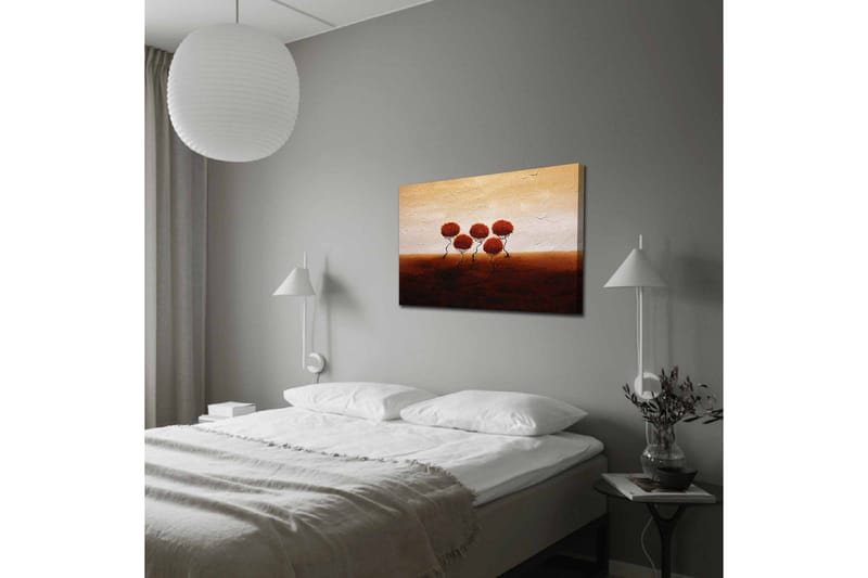Lærredsbillede - Fem stiliserede træer med runde, røde kroner på en blødt bølgende baggrund - Rød / Brun / Beige - Boligtilbehør - Billeder & kunst - Billeder på lærred