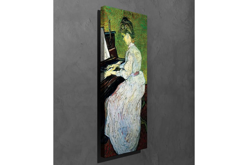 Lærredsbillede - Kvinde spiller klaver i hvid kjole - Grøn / Hvid / Brun - Boligtilbehør - Billeder & kunst - Billeder på lærred