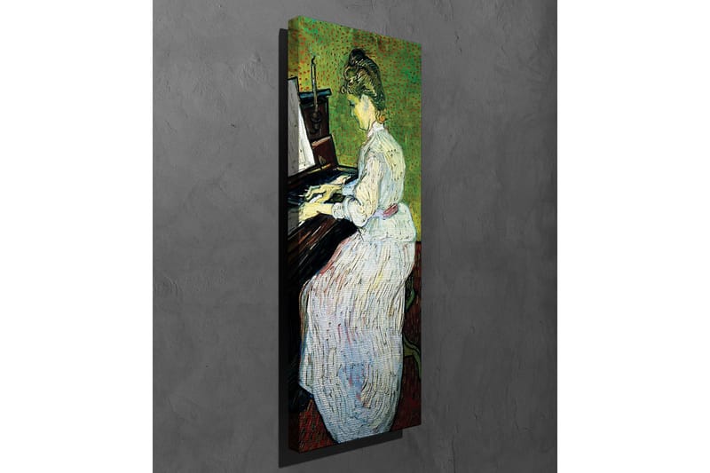 Lærredsbillede - Kvinde spiller klaver i hvid kjole - Grøn / Hvid / Brun - Boligtilbehør - Billeder & kunst - Billeder på lærred