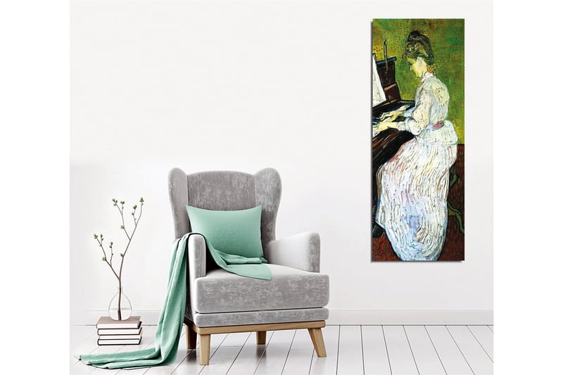 Lærredsbillede - Kvinde spiller klaver i hvid kjole - Grøn / Hvid / Brun - Boligtilbehør - Billeder & kunst - Billeder på lærred