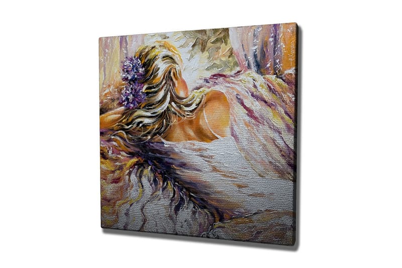 Lærredsbillede - Kvindefigur med blomster i håret hviler i bløde omgivelser, Lilla / Beige / Hvid