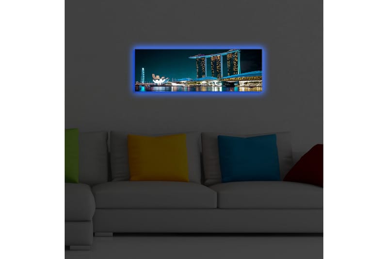 Lærredsbillede med LED-belysning 30x90 cm - Moderne bybillede med futuristiske bygninger ved vandoverfladen - Mørkeblå / Lyseblå / Hvid - Boligtilbehør - Billeder & kunst - Billeder på lærred