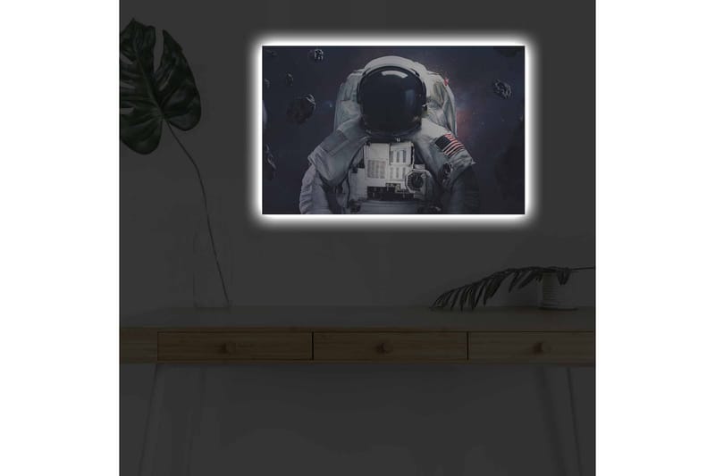 Lærredsbillede med LED-belysning - Astronaut i rummet omgivet af asteroider - Mørkeblå / Grå / Sort - Boligtilbehør - Billeder & kunst - Billeder på lærred