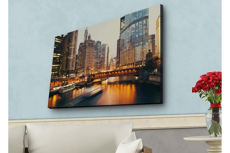 Lærredsbillede med LED-belysning - Bylandskab med skyskrabere ved en flod i skumringen, Guld / Blå / Grå
