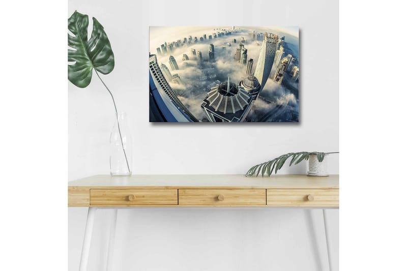 Lærredsbillede med LED-belysning - Futuristisk bybillede med skyskrabere i tåge, Grå / Blå / Hvid