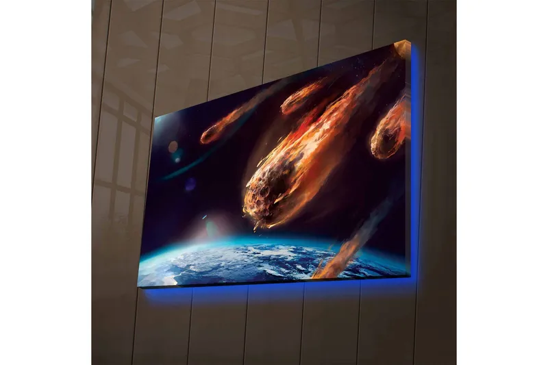 Lærredsbillede med LED-belysning - Komet rammer Jorden i en dramatisk rumscene, Mørkeblå / Orange / Grå