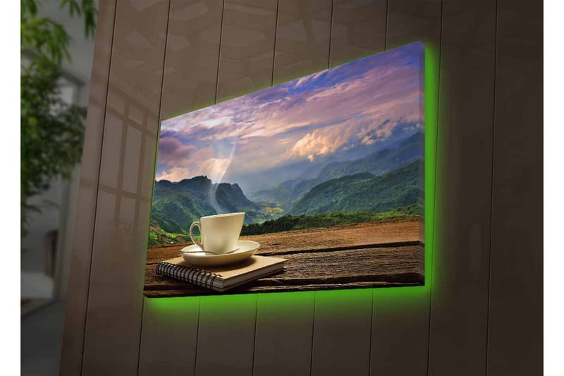 Lærredsbillede med LED-belysning - Kop med dampende drik foran et naturskønt bjerglandskab - Grøn / Beige / Blå - Boligtilbehør - Billeder & kunst - Billeder på lærred